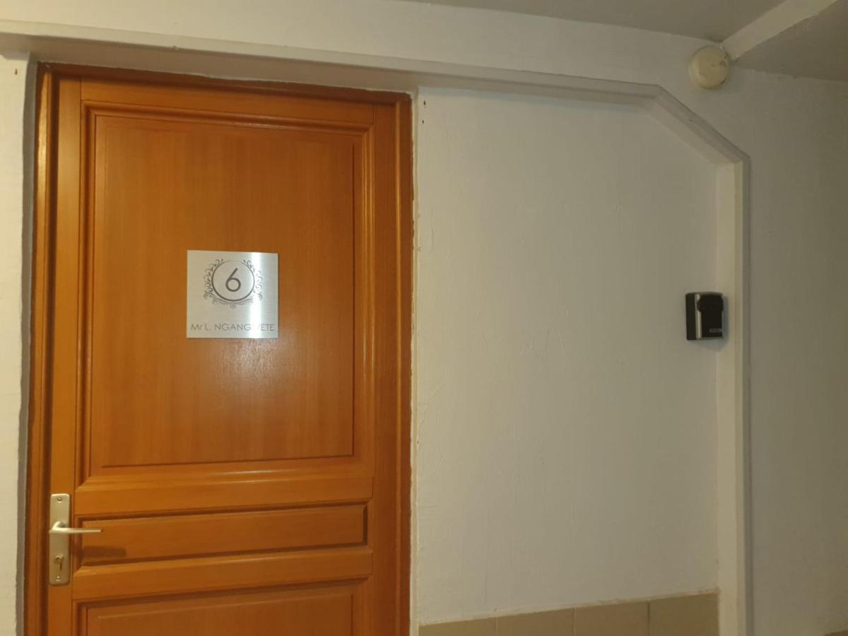 Chambre Privee Numero 1 Dans Un Superbe Appartement En Colocation Montataire Kültér fotó
