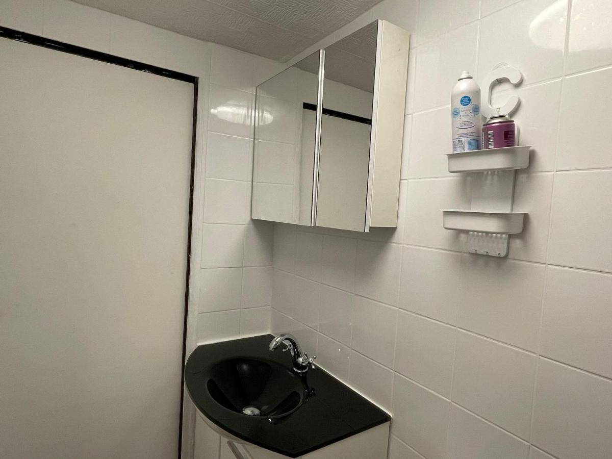Chambre Privee Numero 1 Dans Un Superbe Appartement En Colocation Montataire Kültér fotó